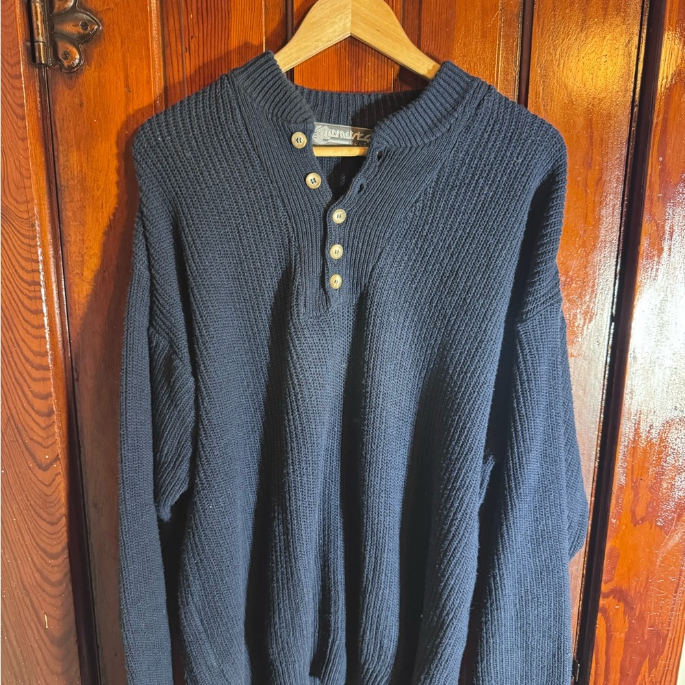 80s Men's Navy Henley Sweater